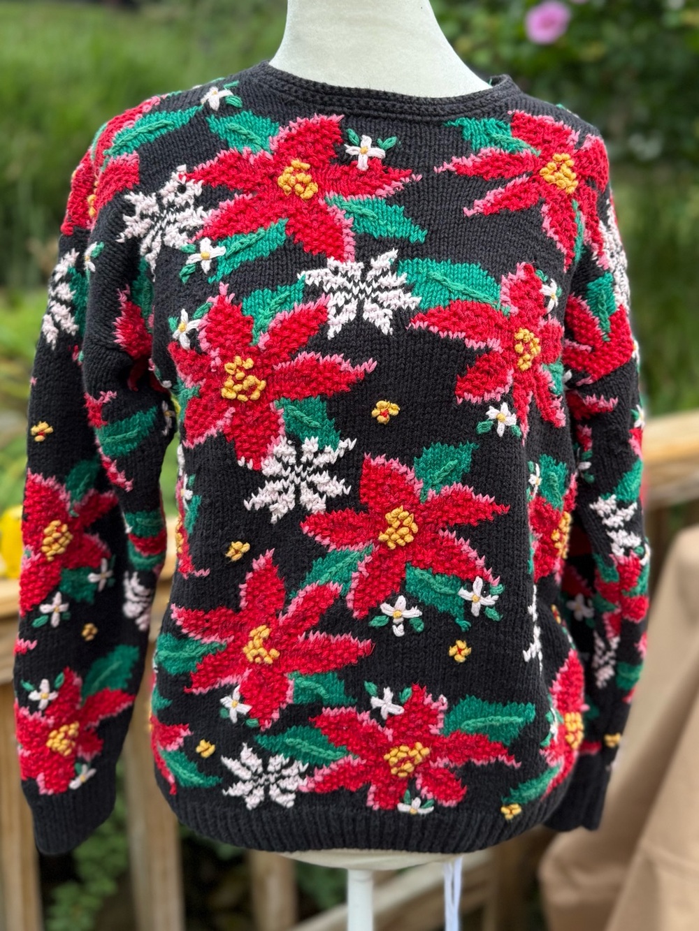 Vintage Jennifer Reed Cardigan Hand Knit Sweater Christmas poinsettia small Y2K